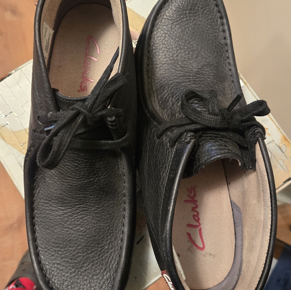 Clarks Leather Wallabees Black Size 10.5